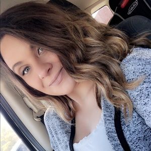 Meet your Posher, Kayla